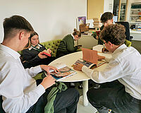 017-schule des zuhoerens